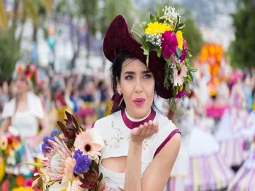 Ir al post: Fiestas de arte con flores en Portugal