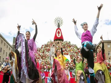 Ir al post: El Día del Pilar: ¿por qué se celebra y se hacen ofrendas de flores?