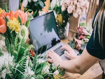Ir al post: ¿Como enviar flores por Internet en España?