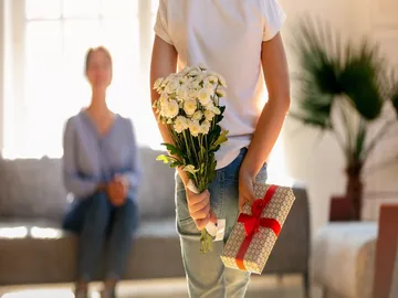 Ir al post: ¿Cómo saber si mi pareja me es infiel por las flores que me regala?