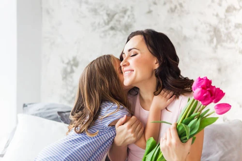que siente una mujer cuando recibe flores 