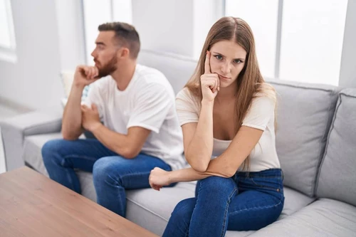 ejemplos de micromachismos en la pareja 