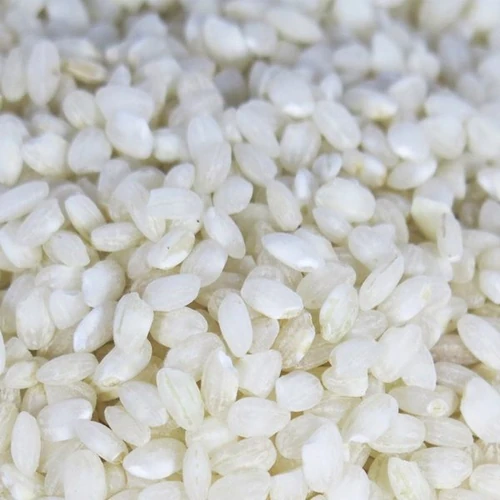 tradición de tirar arroz a los novios