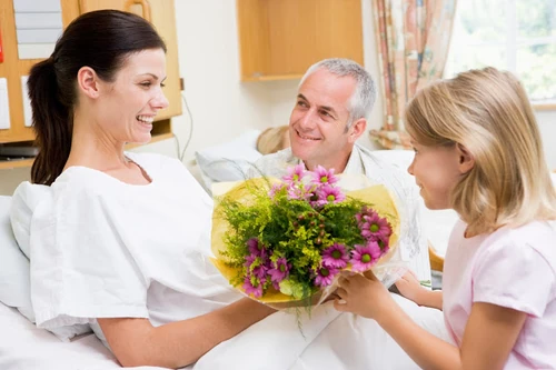 se pueden mandar flores al hospital 