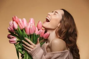 que siente una mujer cuando recibe flores