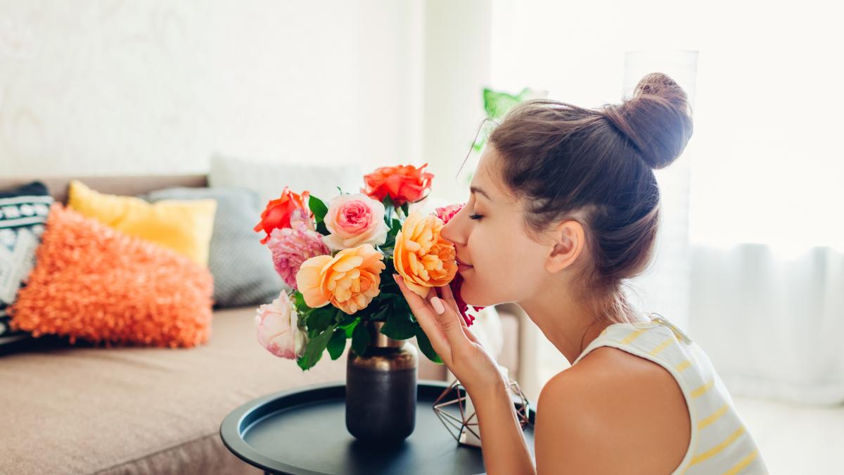 ¿Qué flores duran más en un florero?