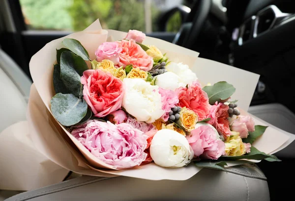 flores feliz aniversario 
